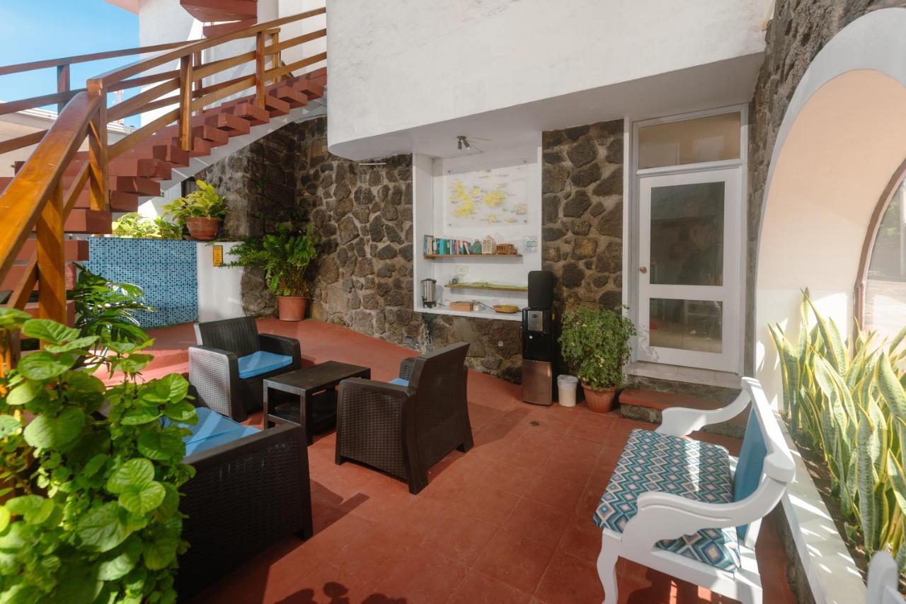 Hostal North Seymour ปูแอร์โตอาโยรา ภายนอก รูปภาพ