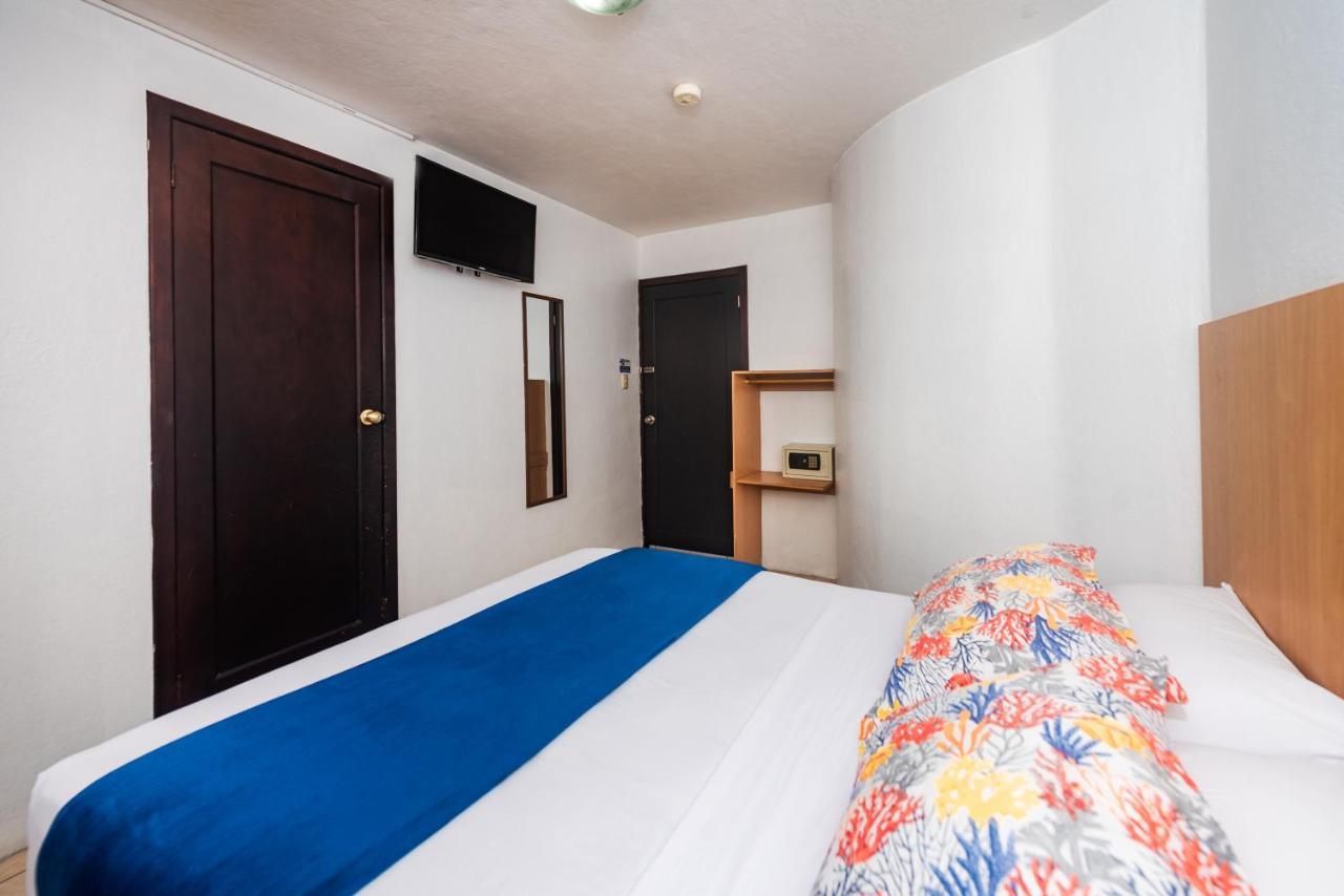 Hostal North Seymour ปูแอร์โตอาโยรา ภายนอก รูปภาพ